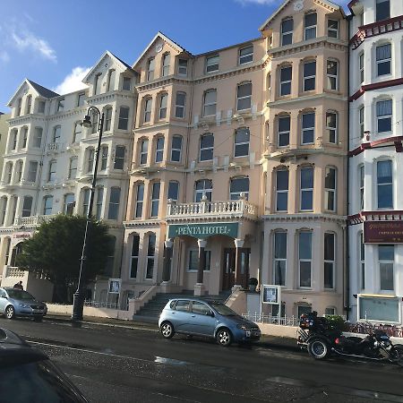 The Penta Hotel Douglas Exterior photo