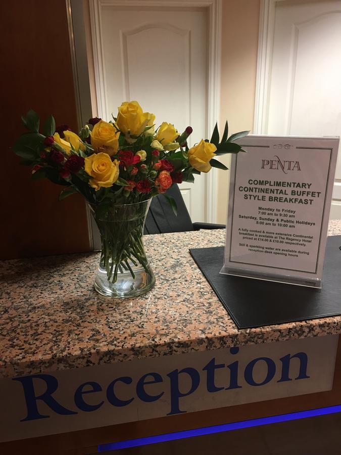 The Penta Hotel Douglas Exterior photo